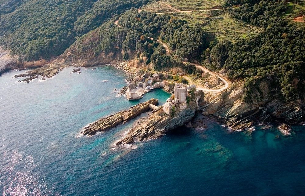 Η θαυματουργή εικόνα της Παναγίας που δεν πρέπει ποτέ να βγει έξω από το Άγιον Όρος